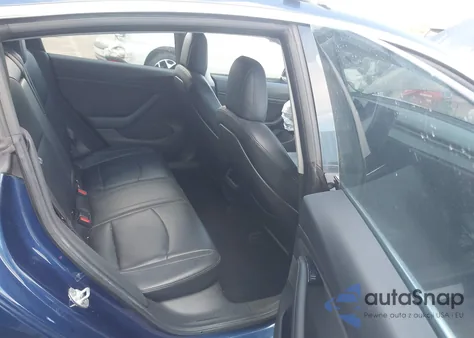 2018 Tesla Model 3 Long Range/Mid Range from USA, damaged, VIN 5YJ3E1EA1JF004308